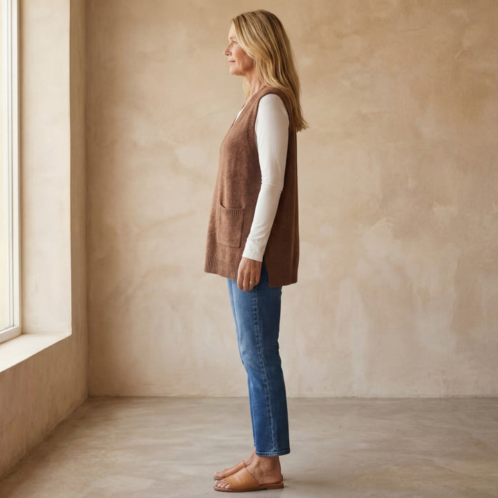 AROLA - Cozy Knit Vest