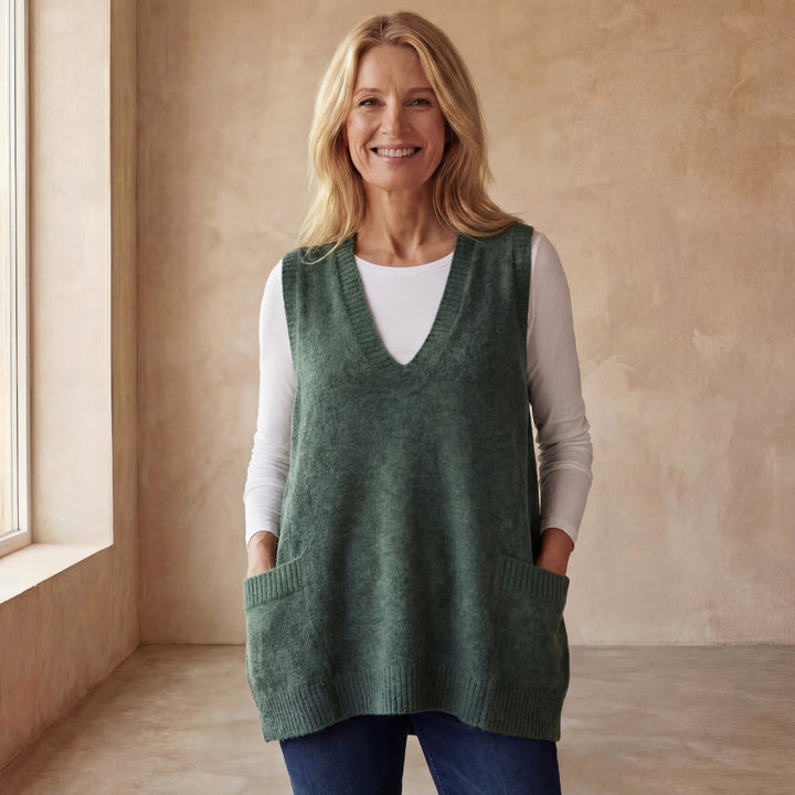 AROLA - Cozy Knit Vest