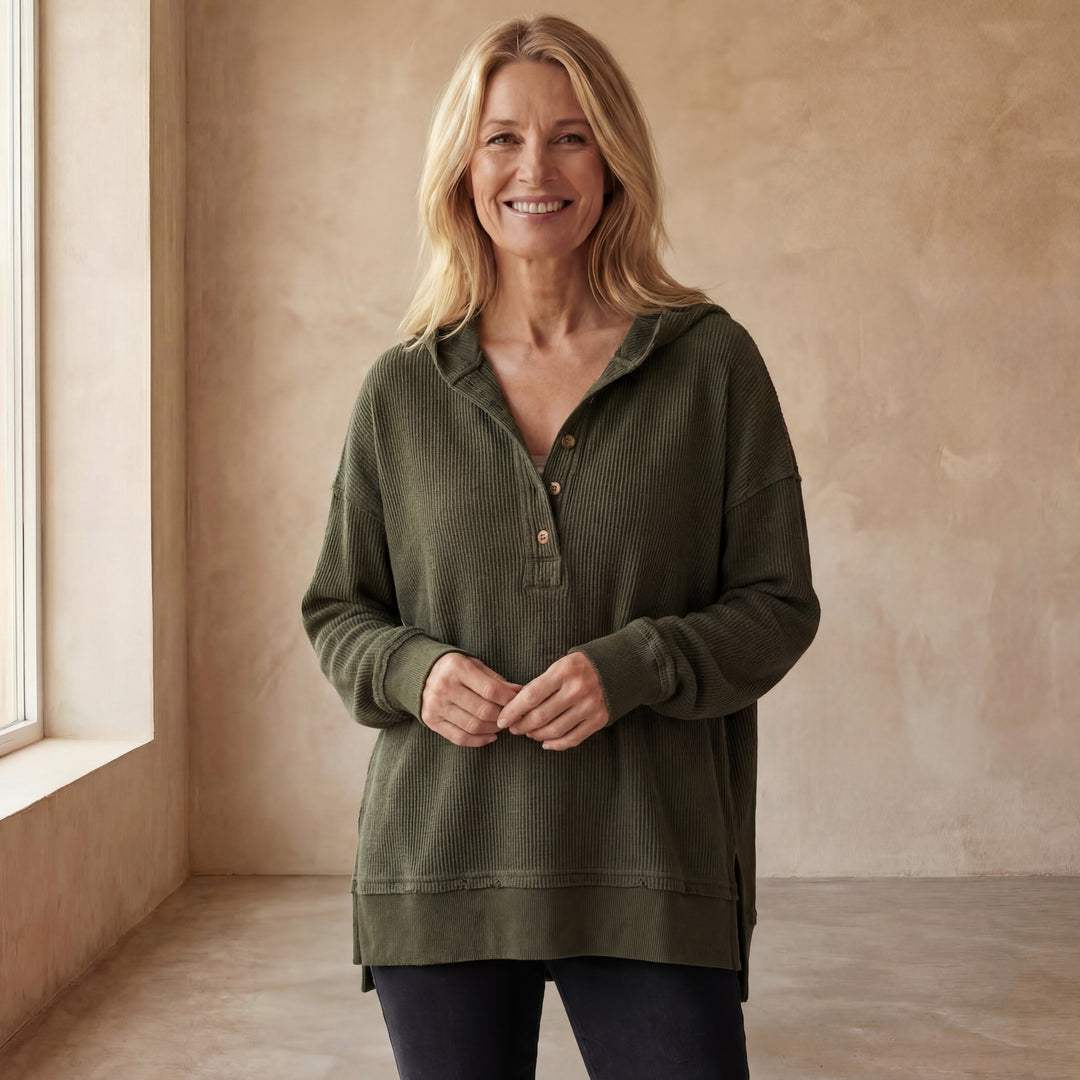 AREMIA - STYLISH HOODIE