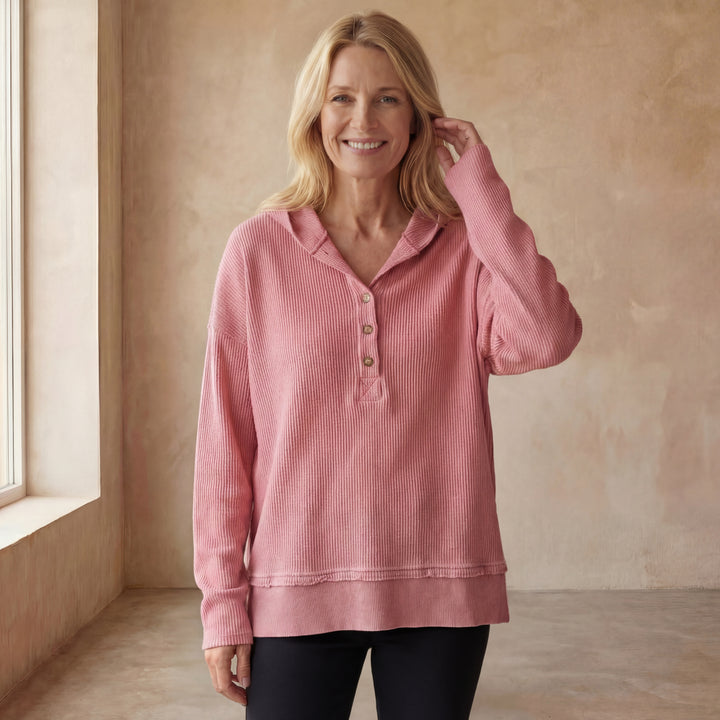 AREMIA - STYLISH HOODIE
