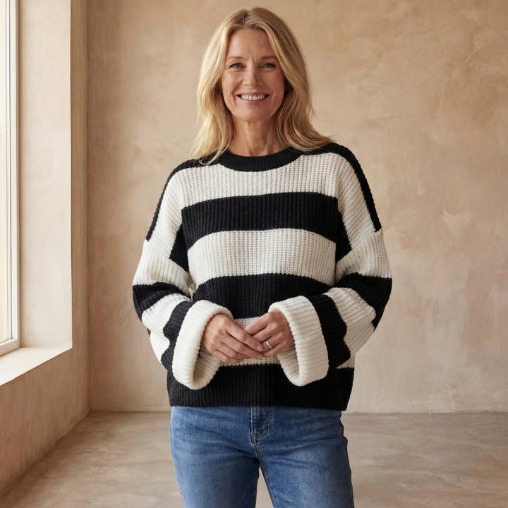 IMARA - VINTAGE KNITTED SWEATER