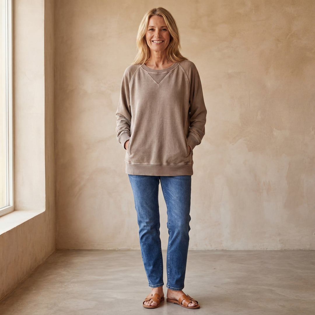 VIOLA - Ribbed Accent Pocketed Pullover